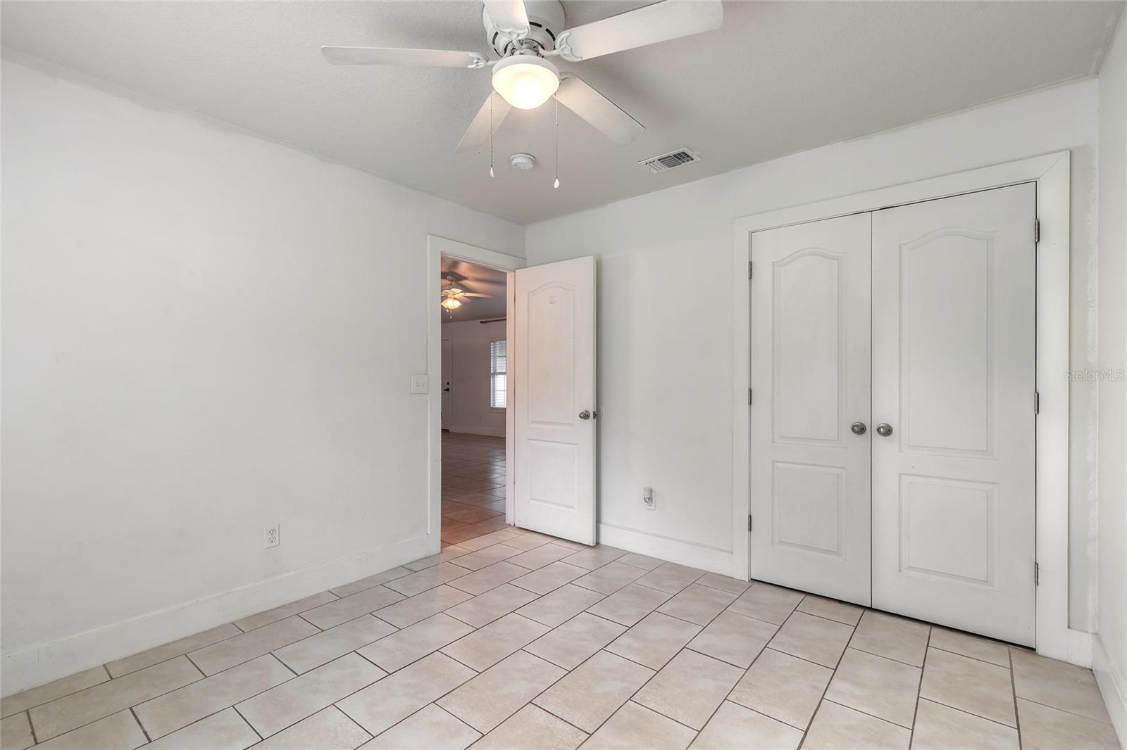 ORANGE CITY TERRACE 01 ADD RESUB - Residential