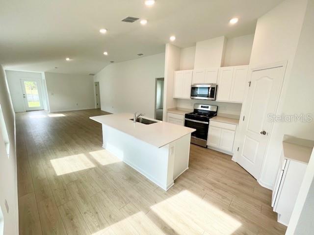 GRAND RESERVE AND GOLF CLUB - Residential