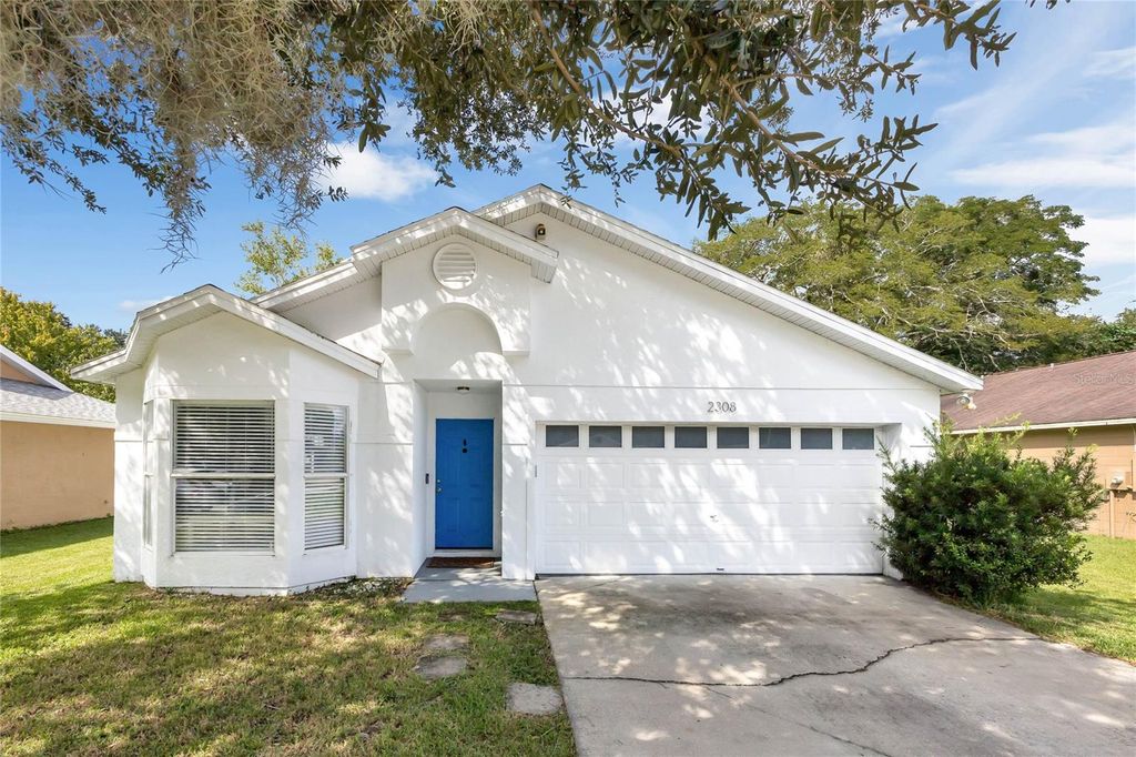 Photo of 2308 Donegan Place, Orlando, FL 32826 (MLS # O6370098)
