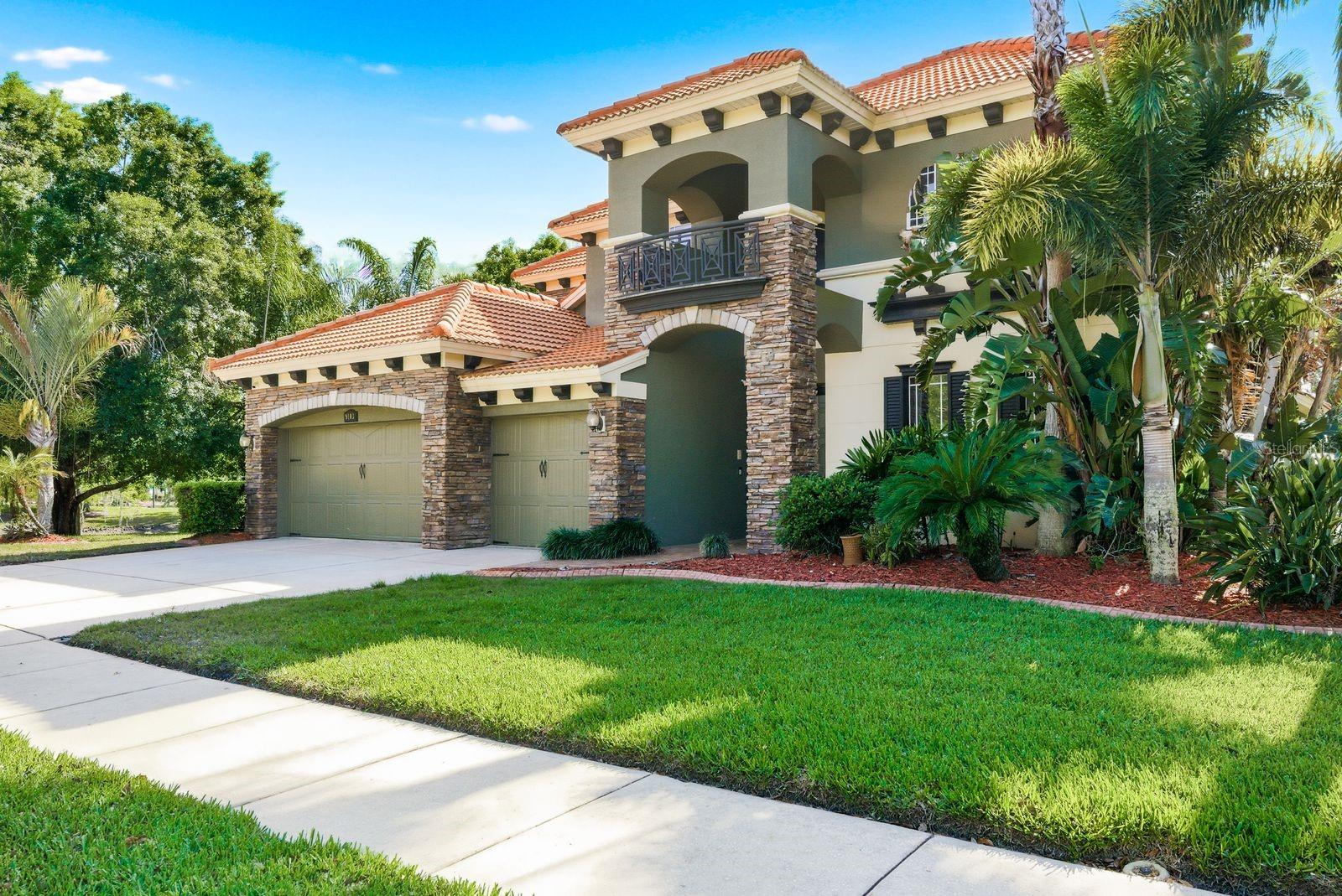 WATERS EDGE 1 - Residential