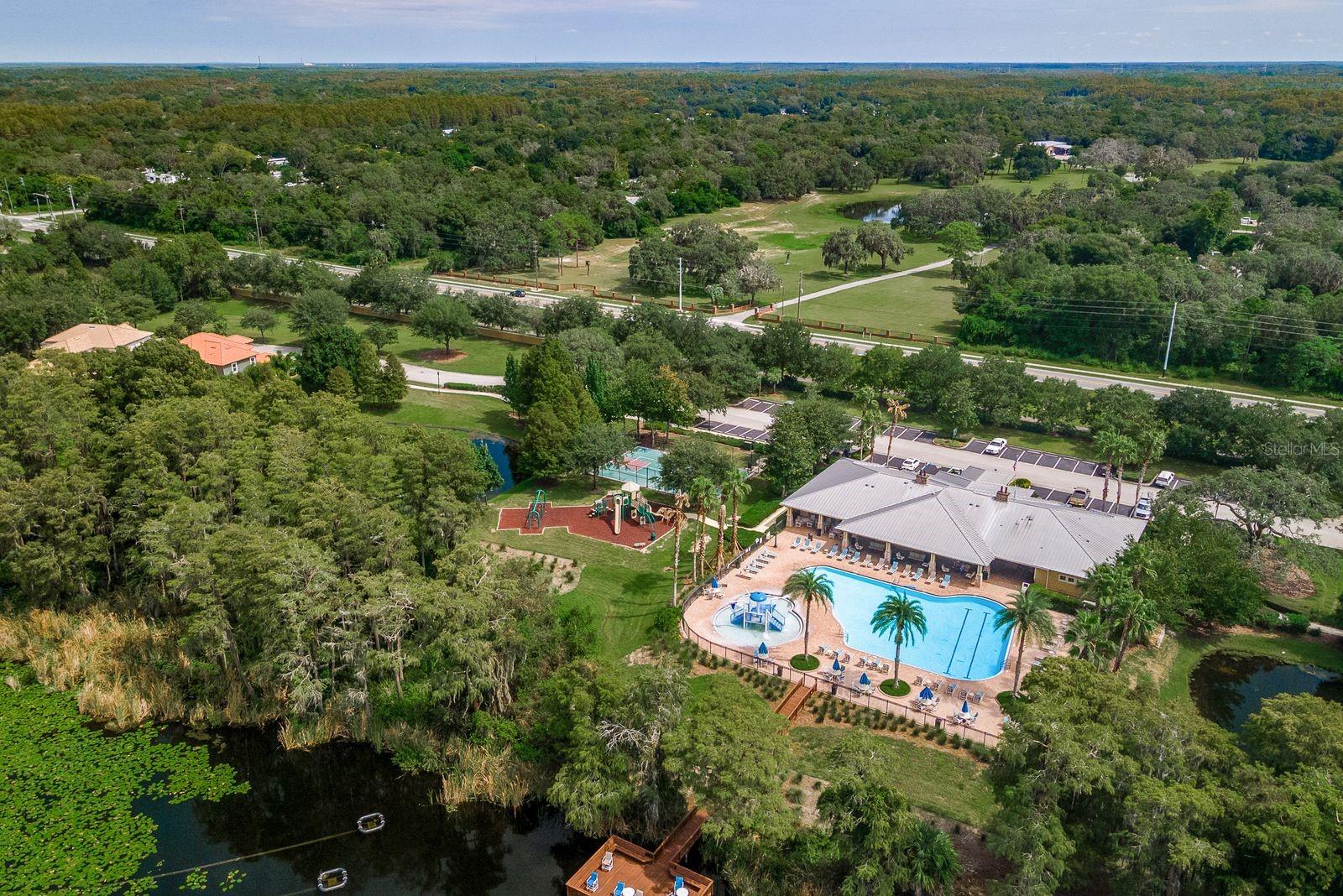 WATERS EDGE 1 - Residential