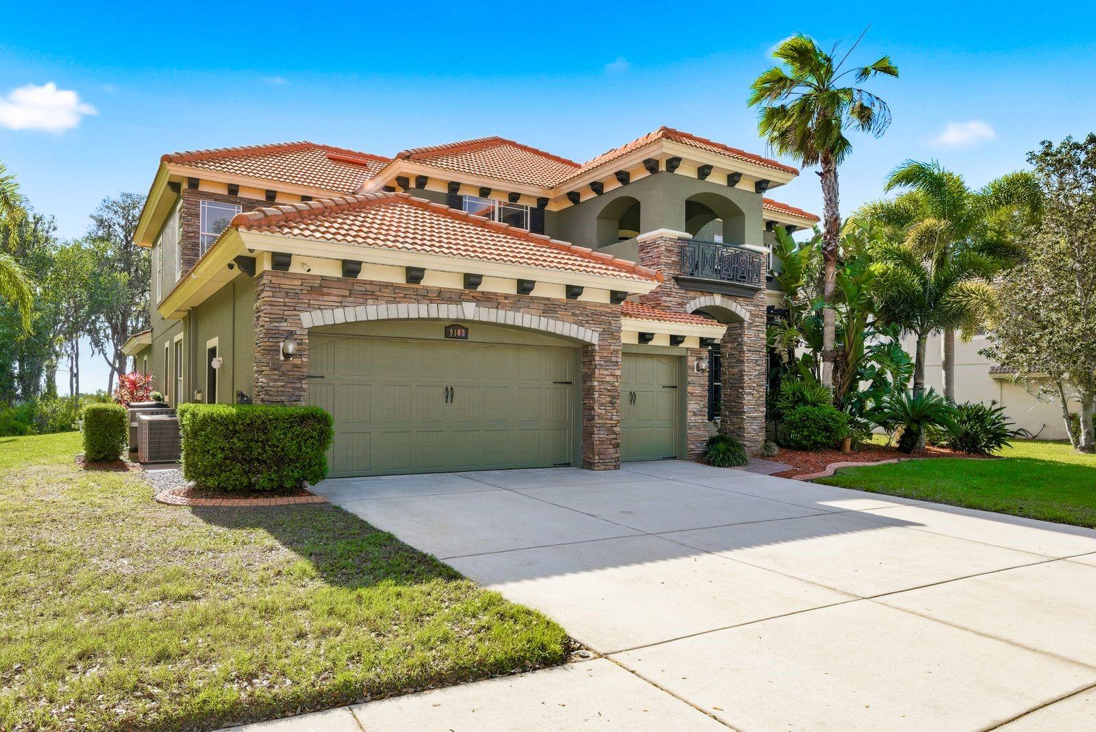 WATERS EDGE 1 - Residential