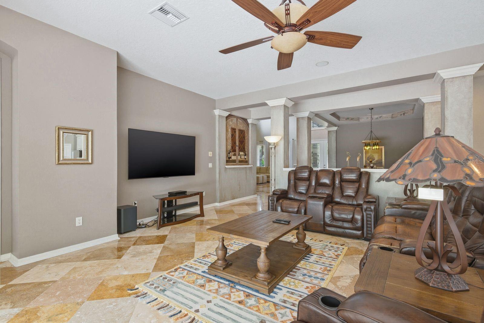 WATERS EDGE 1 - Residential