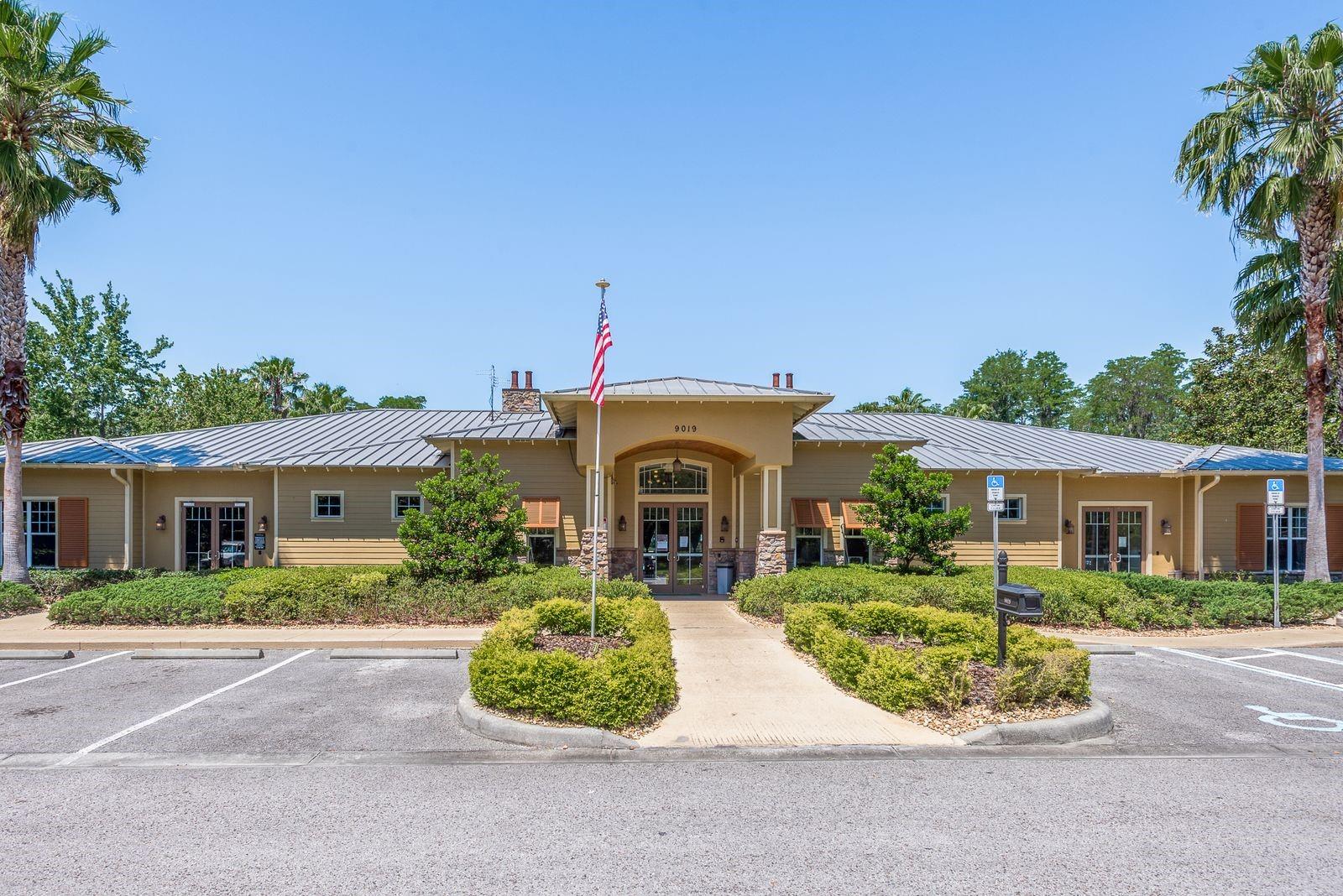 WATERS EDGE 1 - Residential