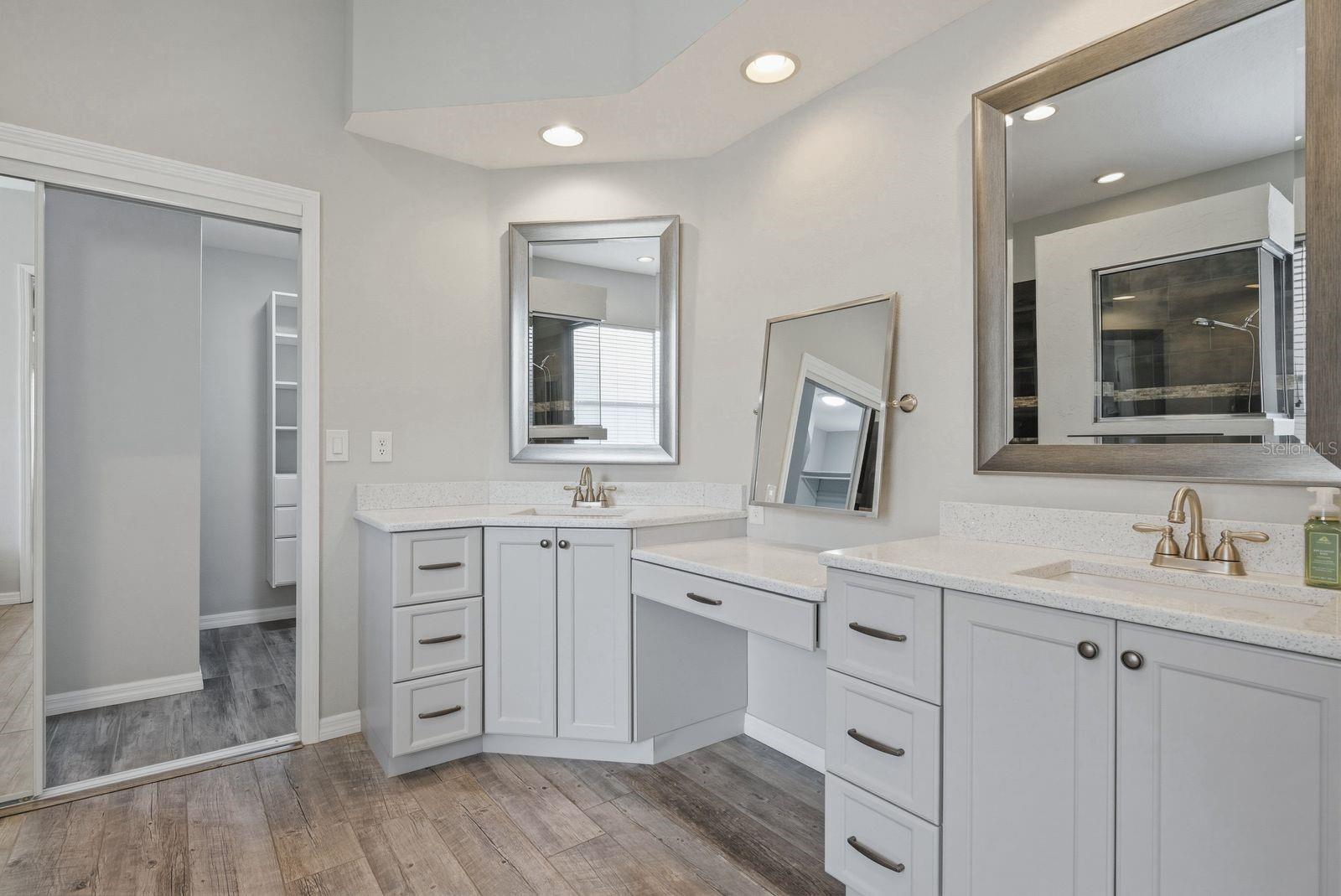 WATERS EDGE 1 - Residential