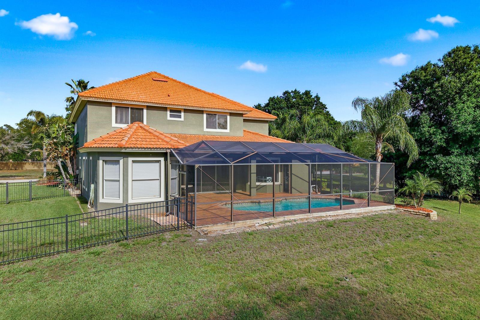 WATERS EDGE 1 - Residential