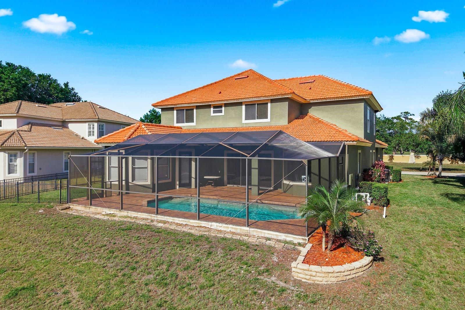 WATERS EDGE 1 - Residential