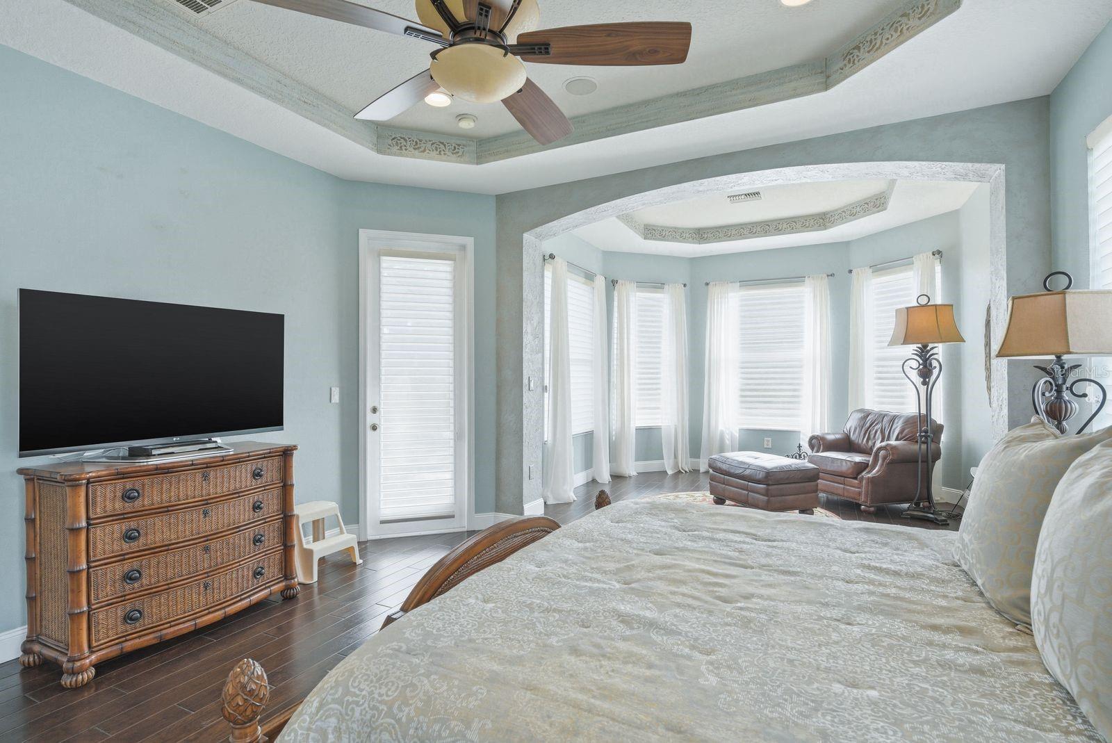 WATERS EDGE 1 - Residential