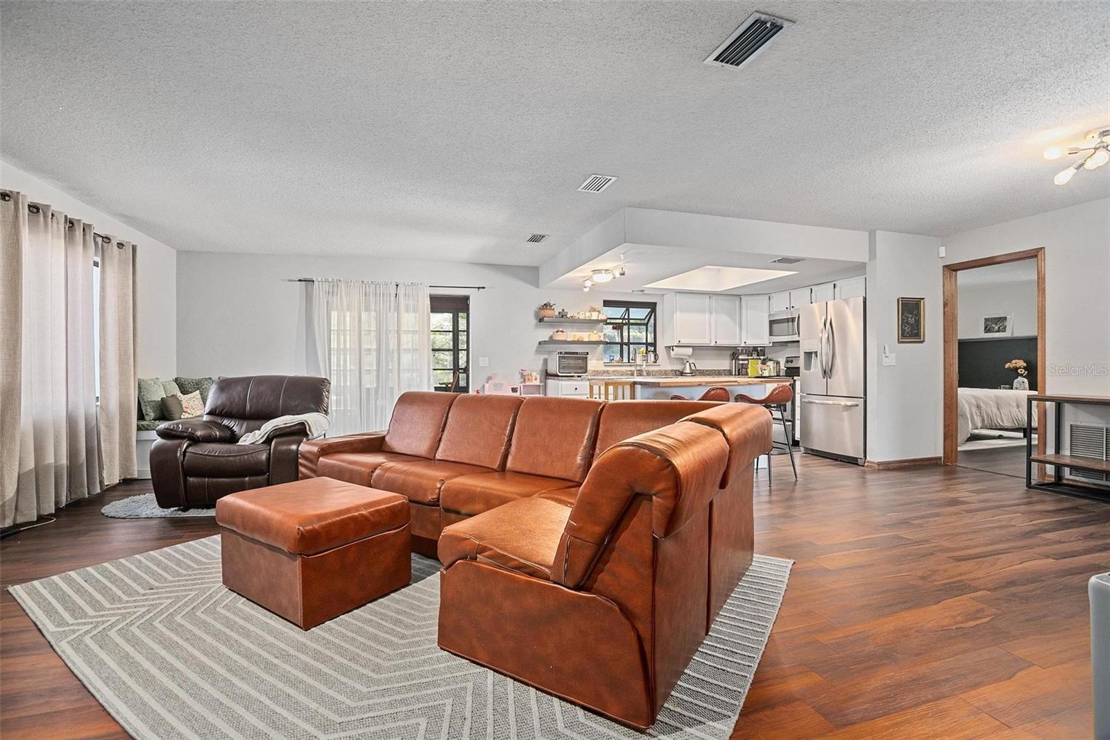 DELTONA LAKES UNIT 08 - Residential