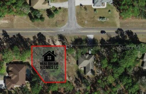 Located in the Cypress Village of Sugarmill Woods, one of the most desirable and established communities in Homosassa. This 0.28-acre residential lot features excellent topography and is ready for construction.
Public water and sewer available
Electricity at the street
Flat, high, and dry terrain – ideal for building
Paved road with established homes on both sides
Peaceful and deed-restricted community
Not in a flood zone
About the Community – Cypress Village at Sugarmill Woods
Sugarmill Woods is a master-planned golf course community designed with privacy and nature in mind. Greenbelt space behind homes ensures a quiet and private setting. Cypress Village is known for its well-maintained properties, strong resale values, and access to recreational amenities.
Residents enjoy optional membership to the Sugarmill Woods Country Club, offering golf, tennis, swimming pool, and a fitness center.
Located just minutes from:Homosassa Springs Wildlife State Park
The Gulf of Mexico (boating, fishing, and kayaking)
Local shopping, Publix, restaurants, and medical centers
Quick access to US-19 and Suncoast Parkway (Route 589), offering direct connection to Tampa Bay
Whether you're looking to build your dream home or invest in a growing and high-value area, this lot offers everything: location, infrastructure, and long-term potential.