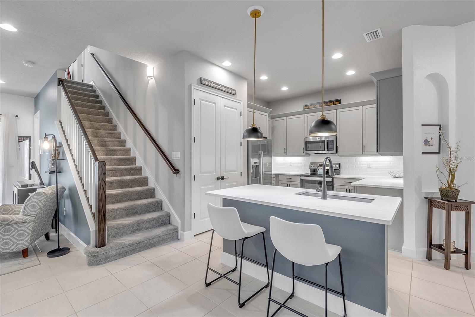 PLANTATION BAY SEC 2A-F UN 13 - Residential