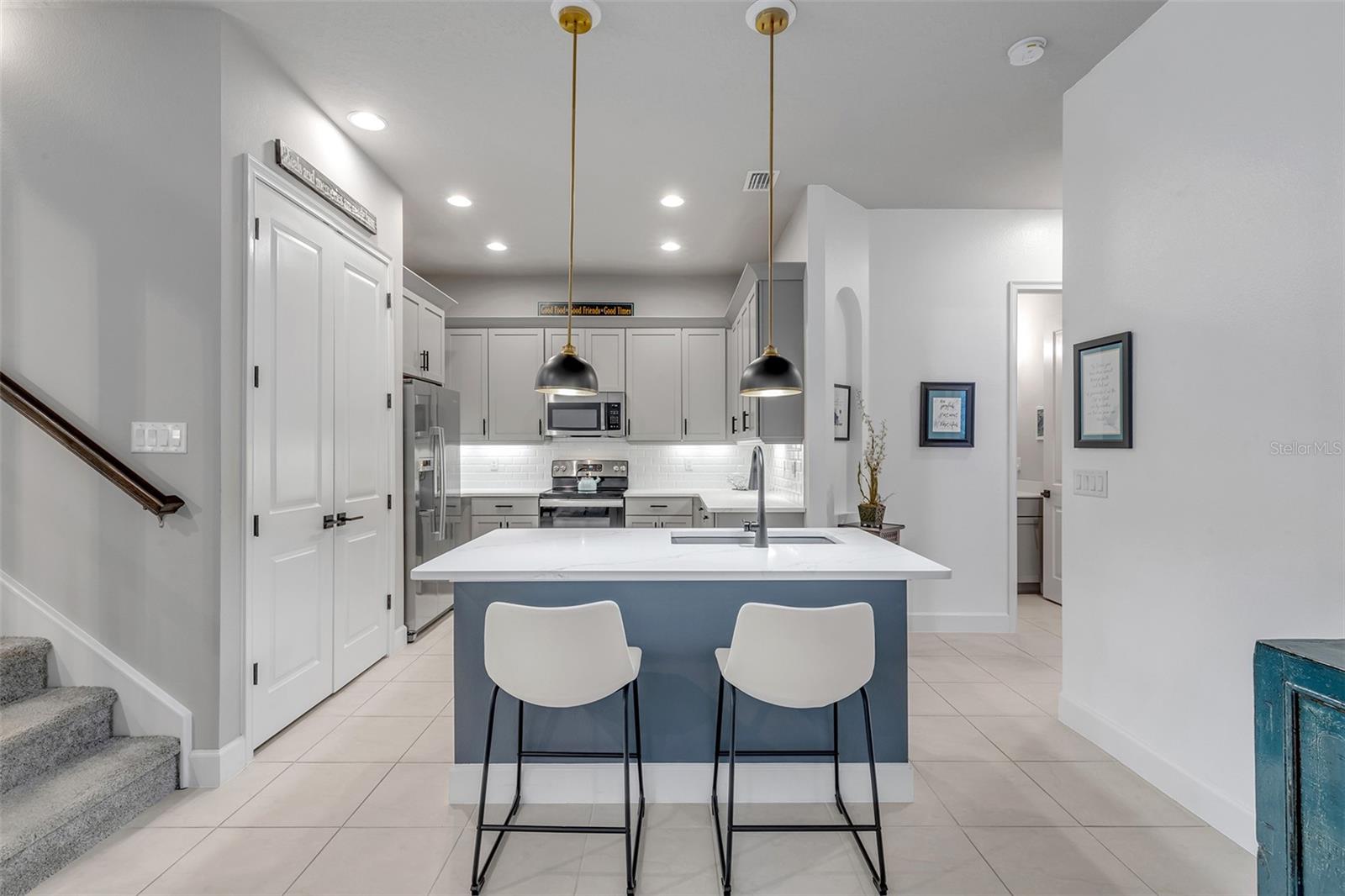 PLANTATION BAY SEC 2A-F UN 13 - Residential