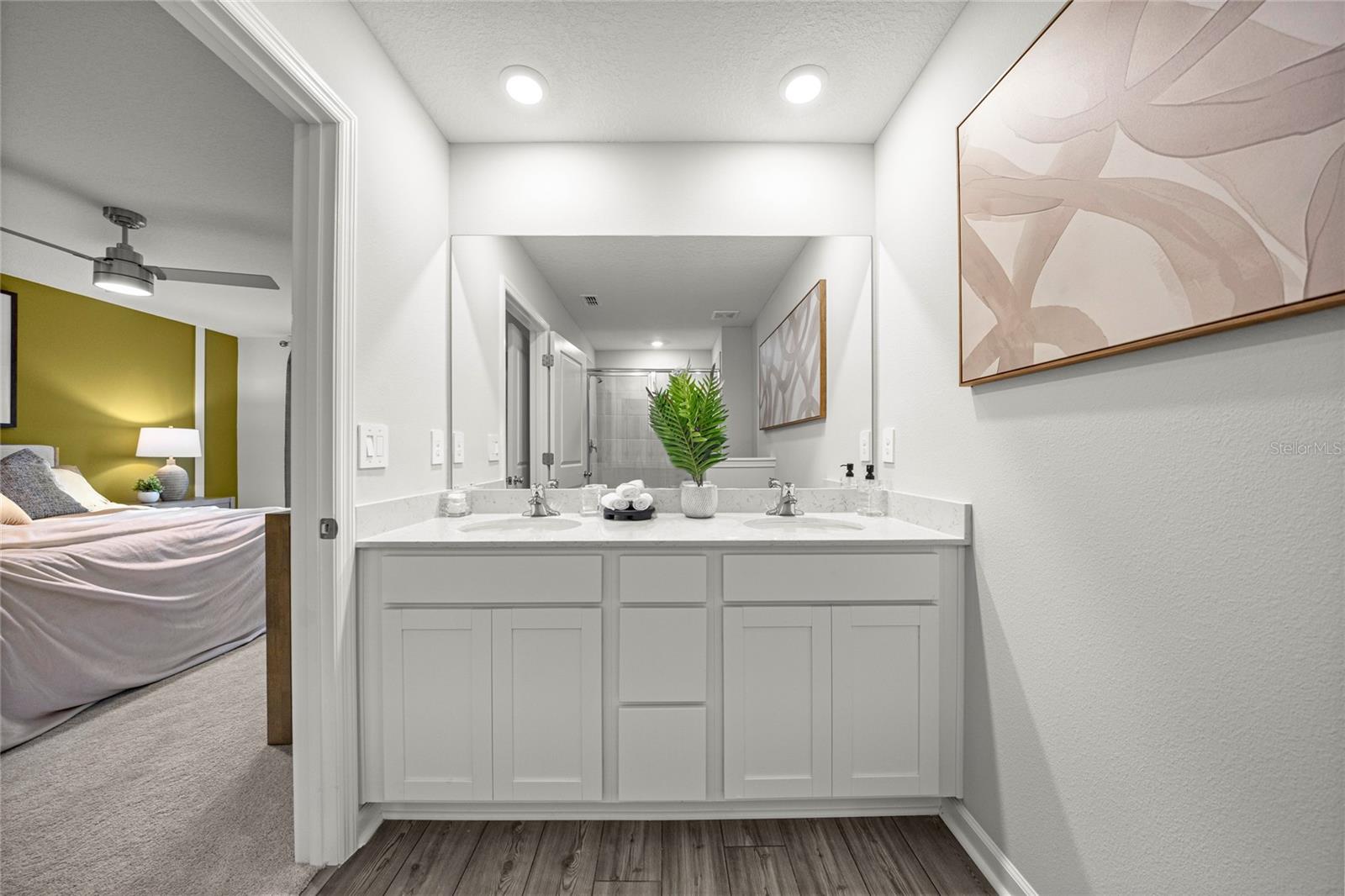 TARA BAYWOOD - Residential