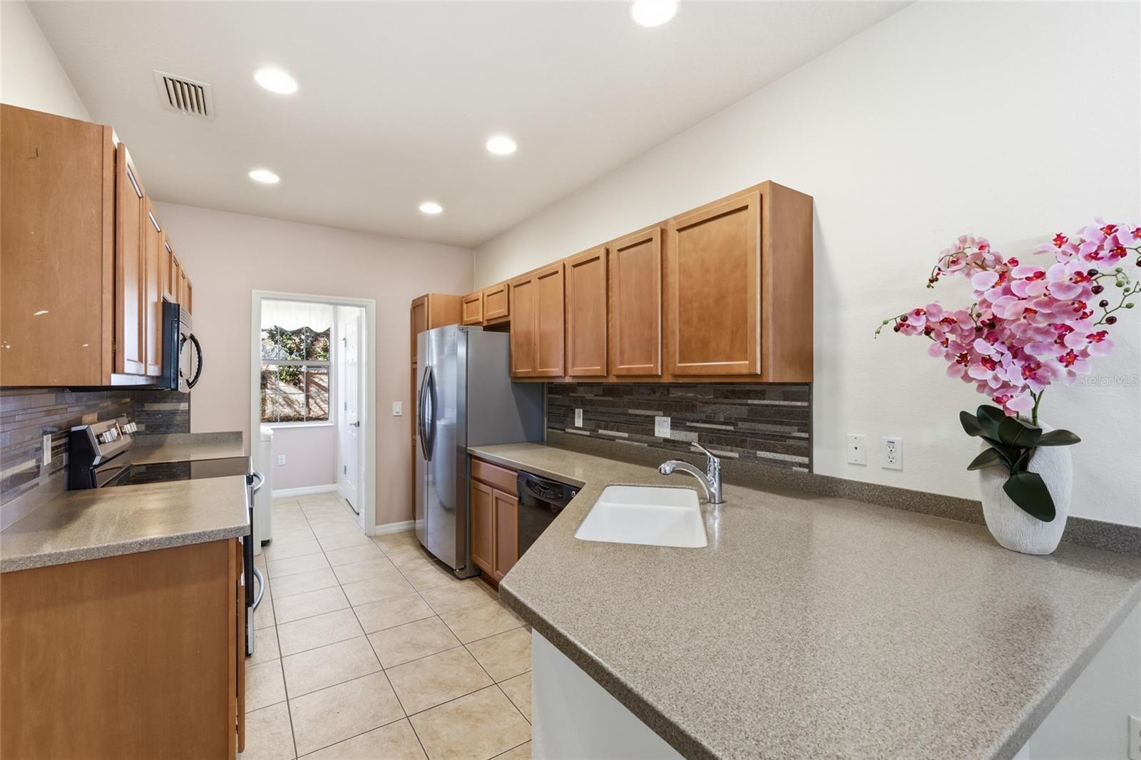 SAN MICHELE AT UNIVERSITY COMMONS - Residential