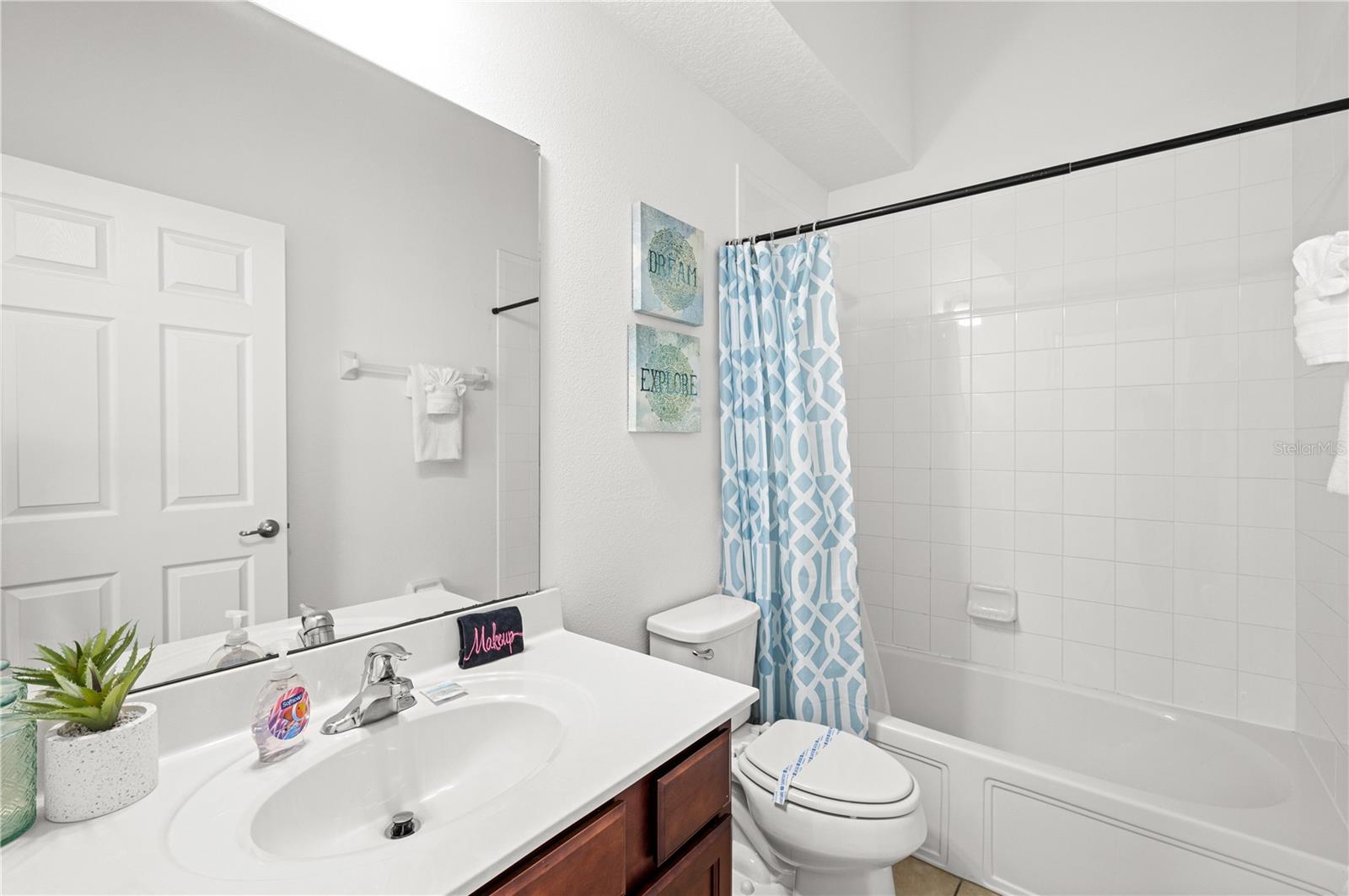 AVIANA PH 01 - Residential