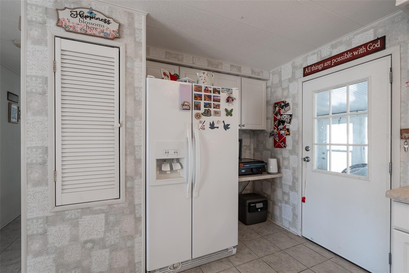 LAKE WEIR HARBOR ESTATE - Residential