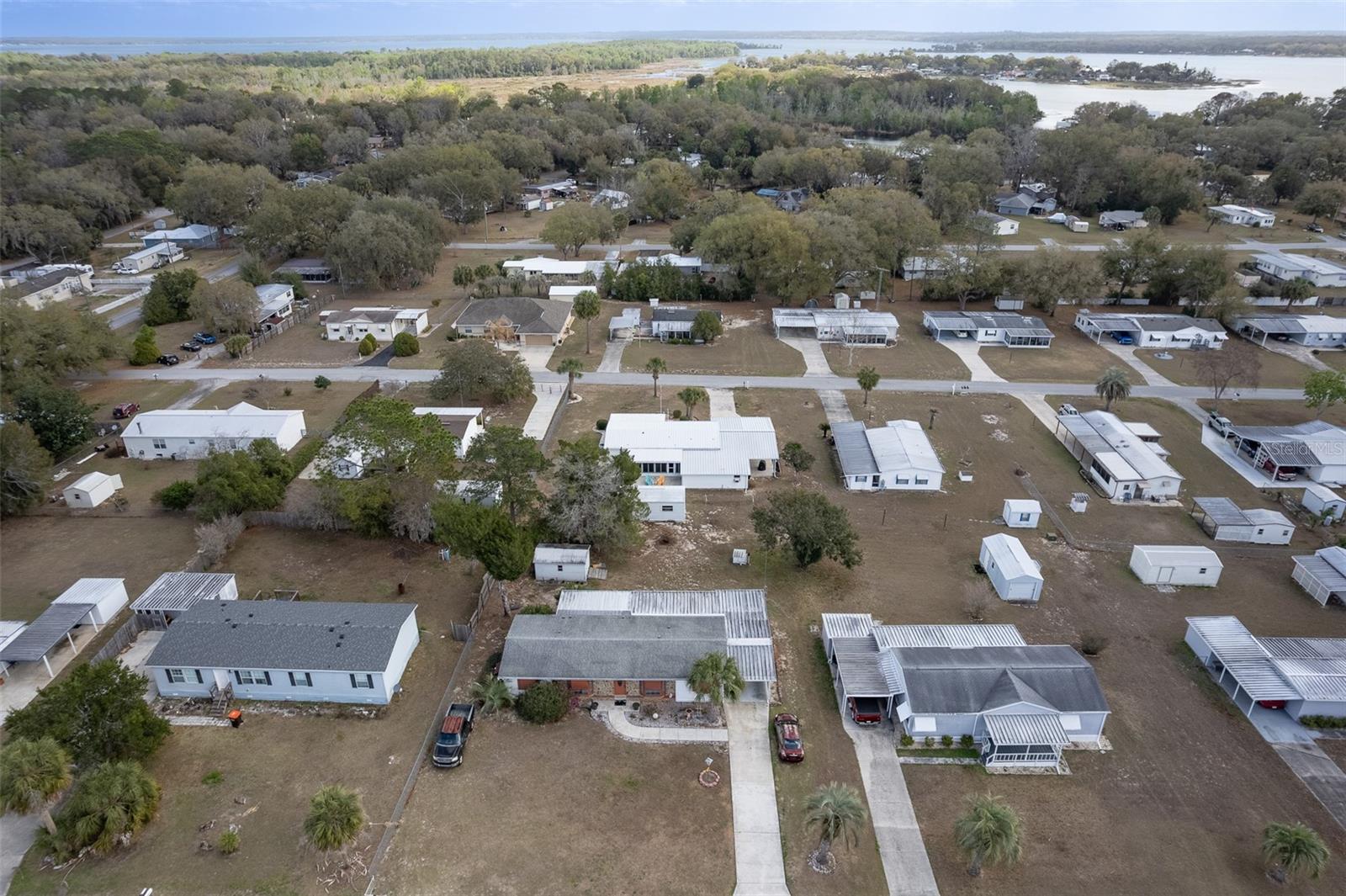 LAKE WEIR HARBOR ESTATE - Residential