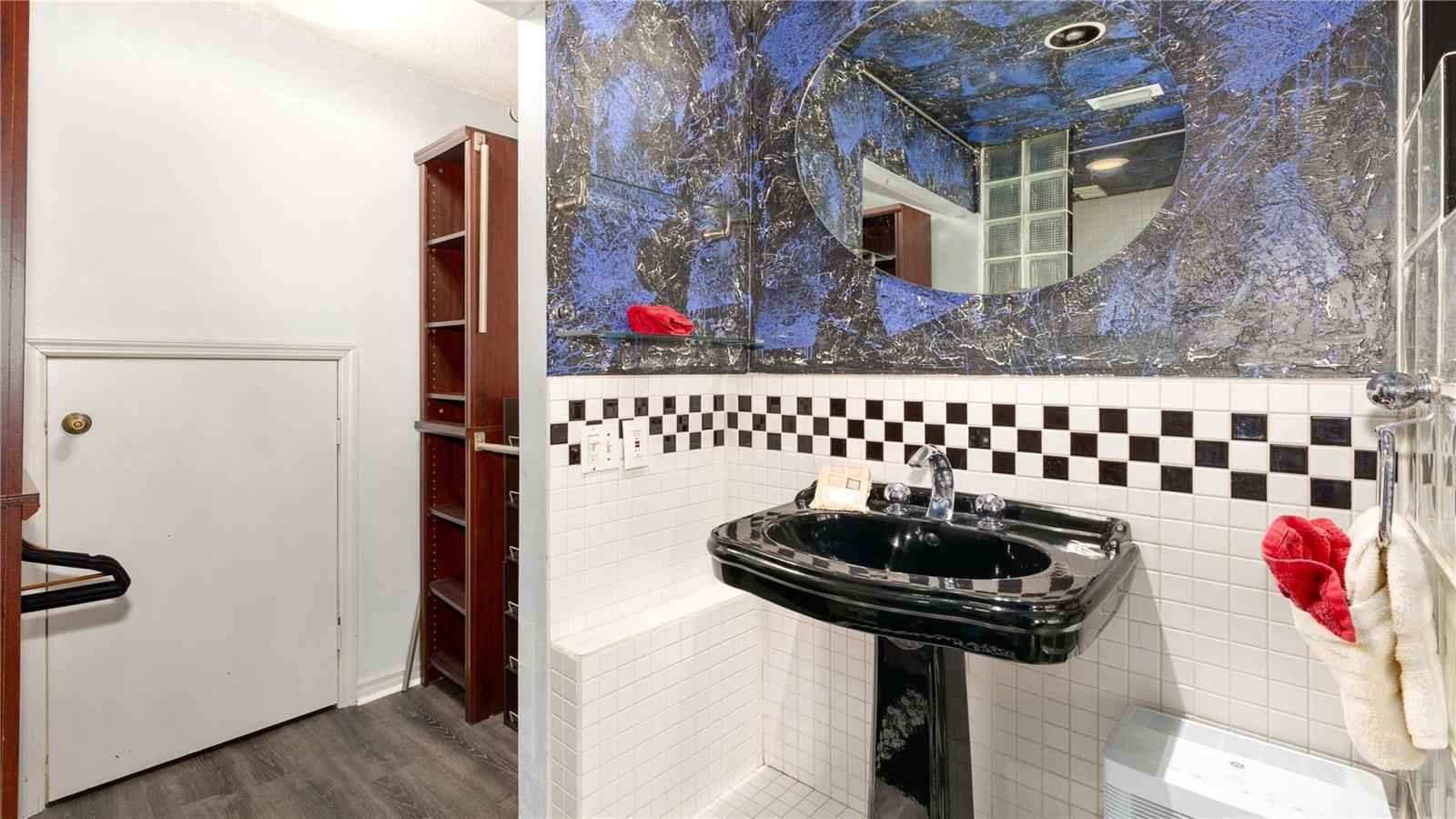 SAN MARINO BAY CONDO 5 - Residential