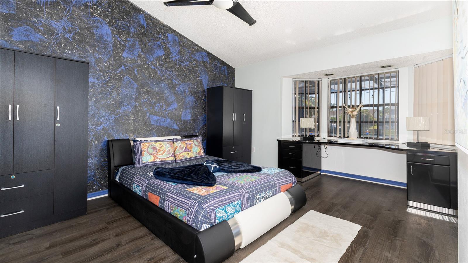 SAN MARINO BAY CONDO 5 - Residential