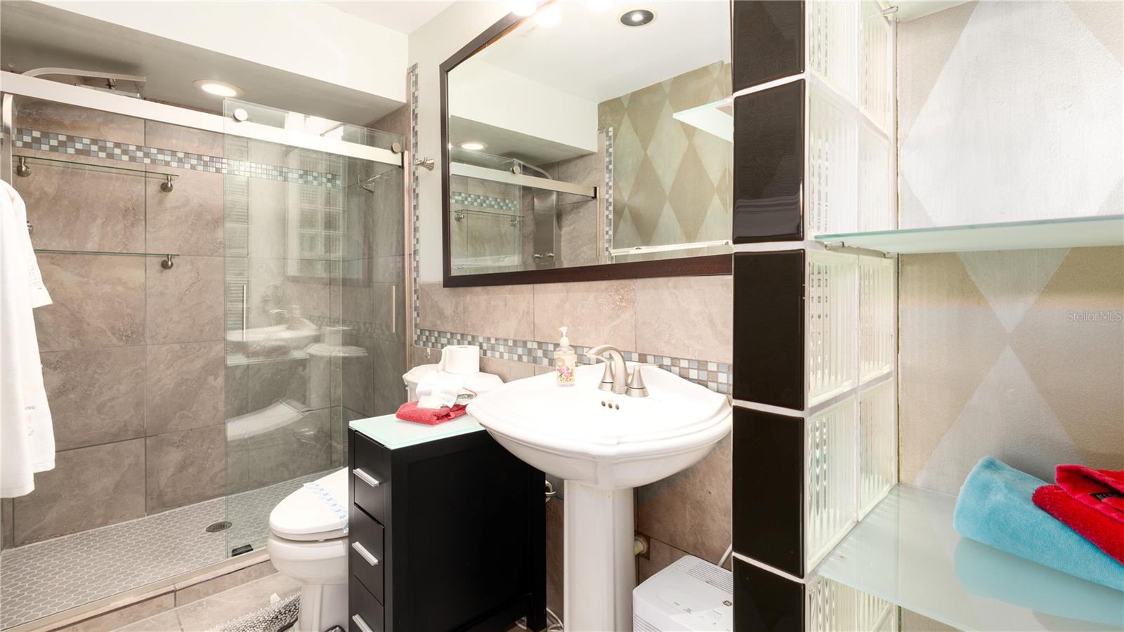 SAN MARINO BAY CONDO 5 - Residential