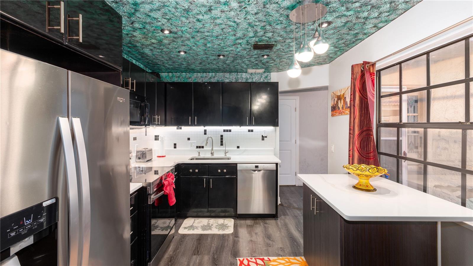 SAN MARINO BAY CONDO 5 - Residential