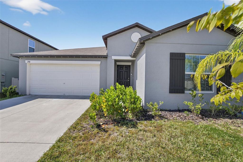 Photo of 1748 Red Loop, Lakeland, FL 33801 (MLS # TB8440325)