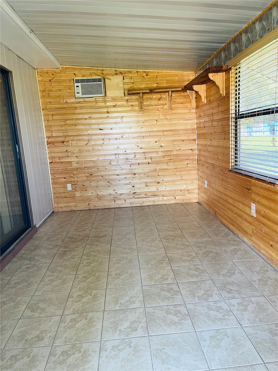 PINE RUN ESTATES III - Residential