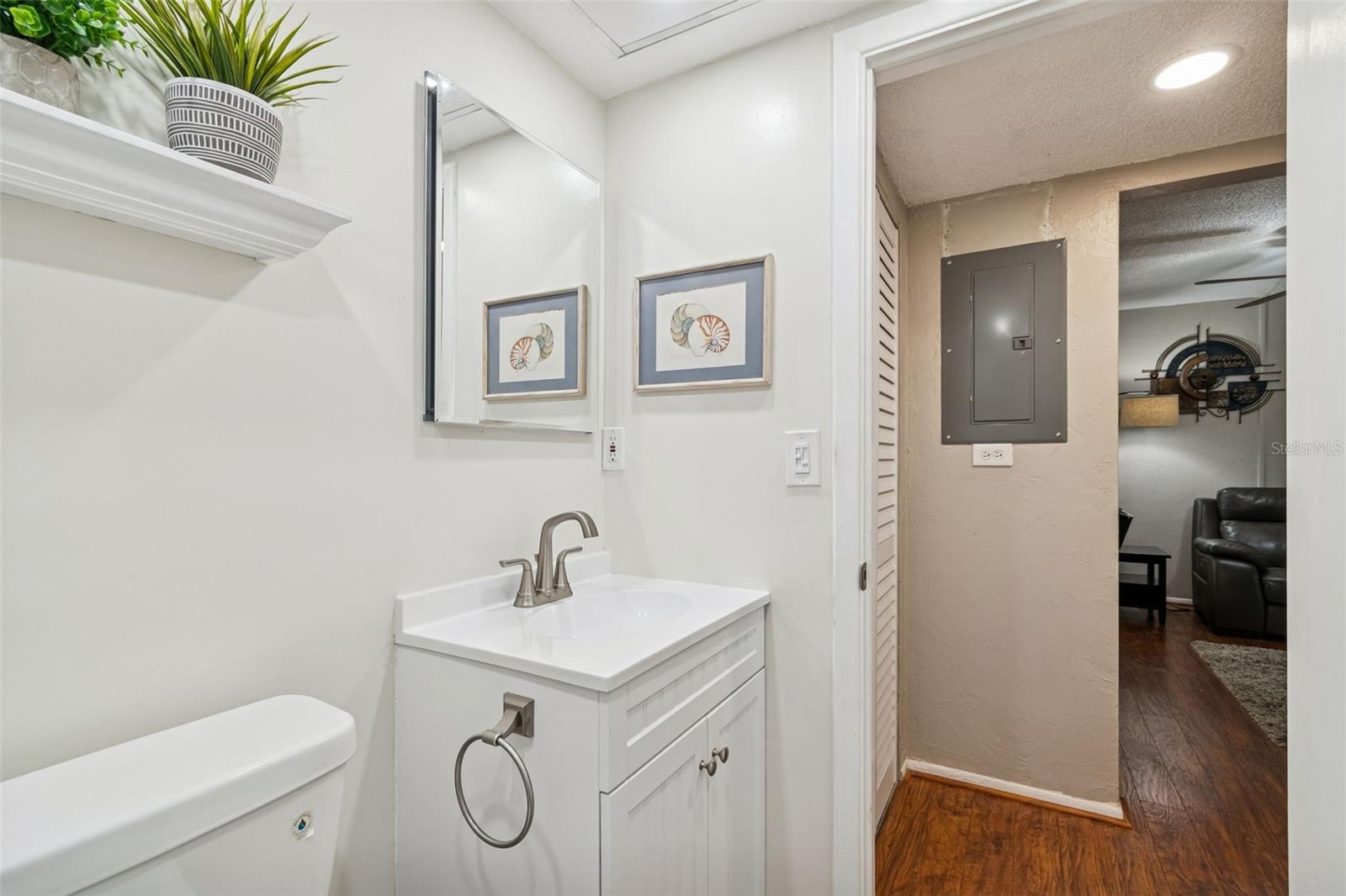 GREEN DOLPHIN PARK CONDO - Residential