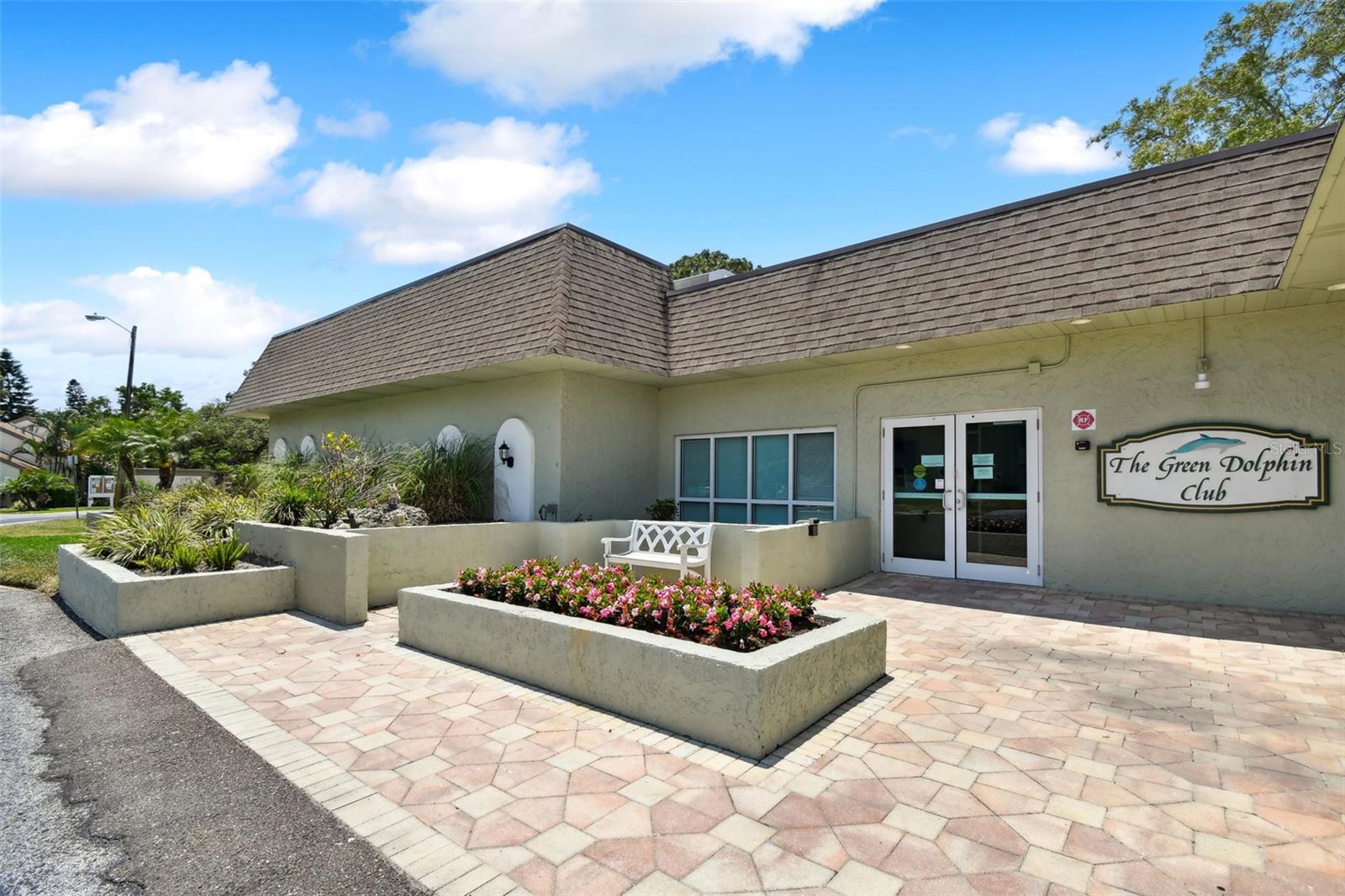 GREEN DOLPHIN PARK CONDO - Residential