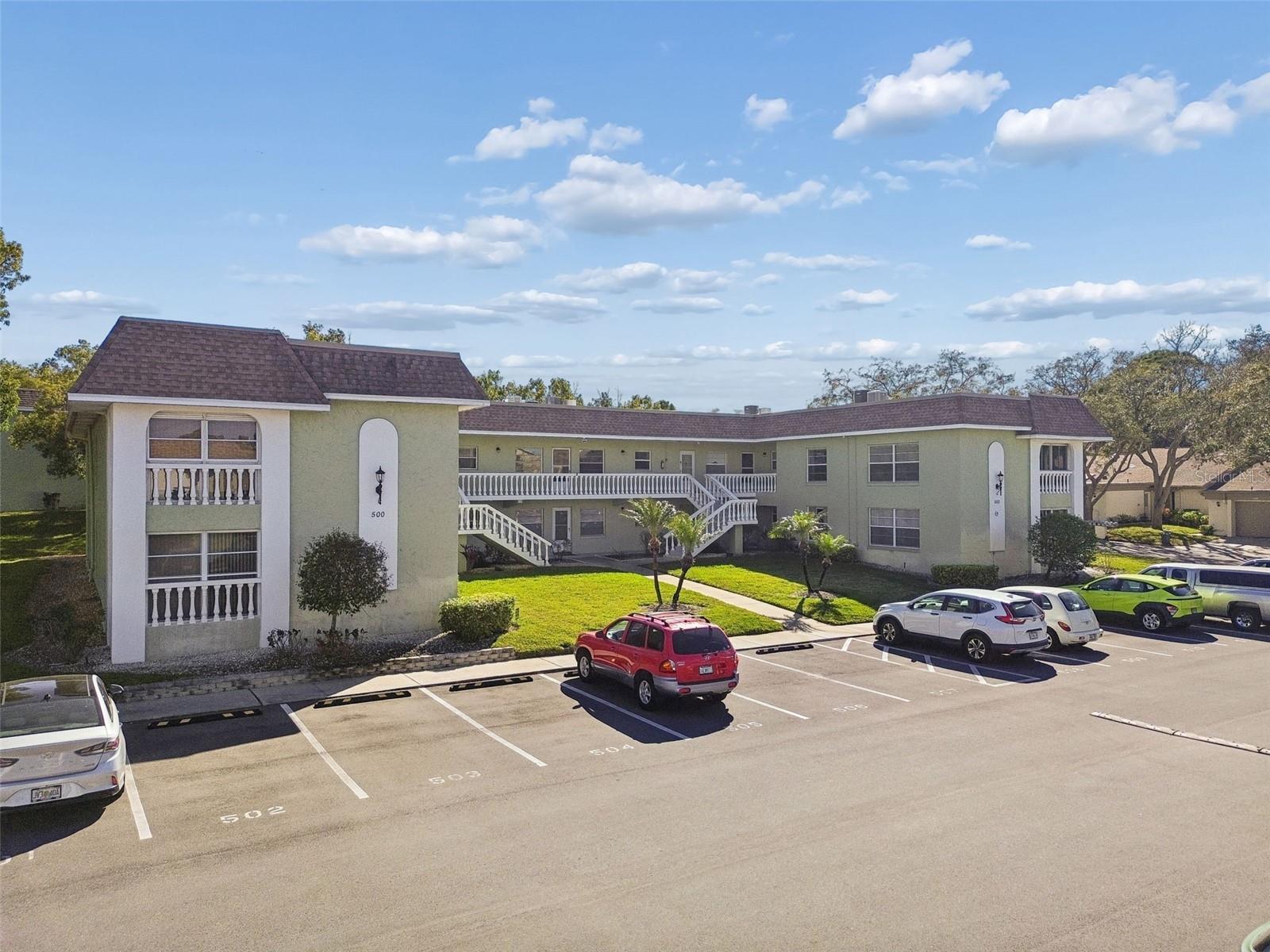 GREEN DOLPHIN PARK CONDO - Residential