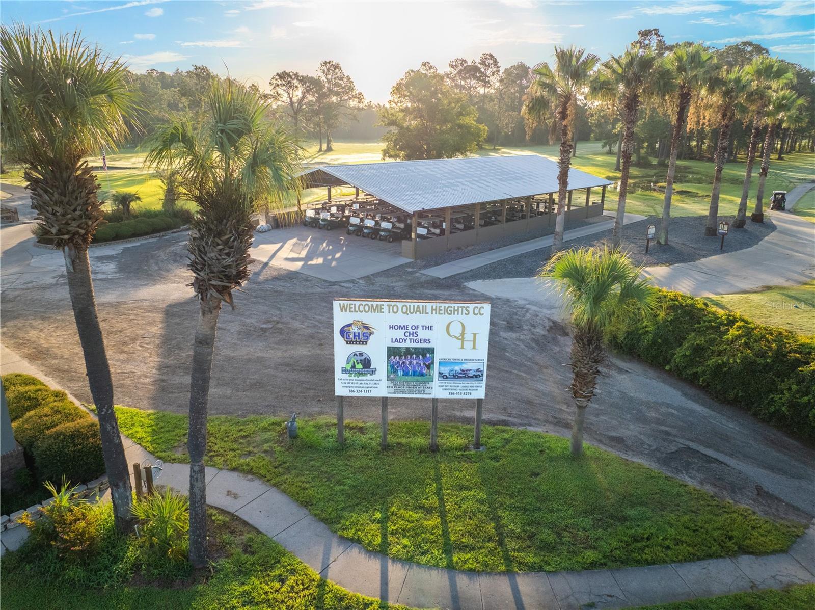 10TH FAIRWAY VILLA - Residential