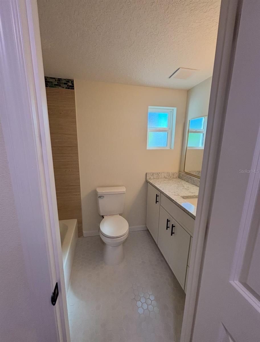 FORT MELLON - Residential Lease