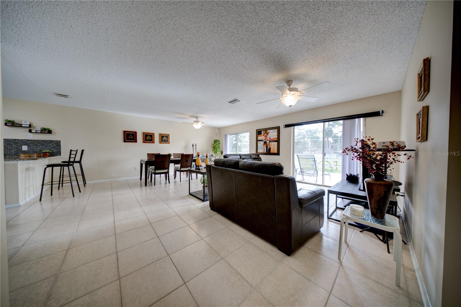 WINDMILL POINTE - Residential