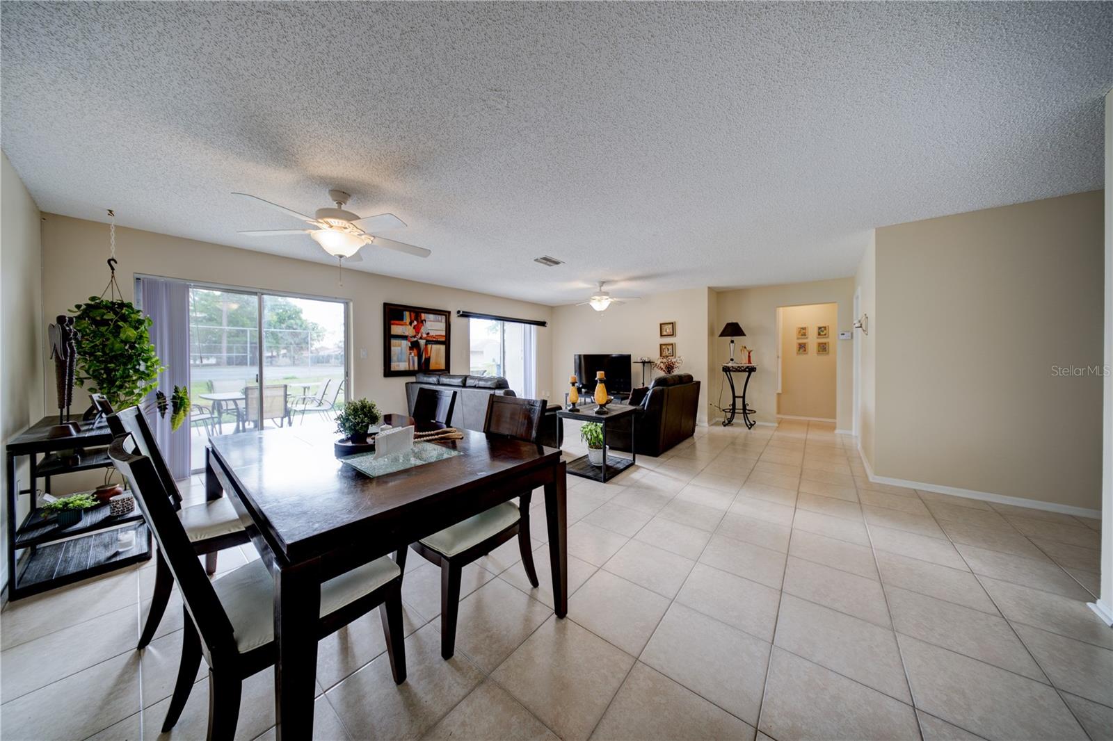 WINDMILL POINTE - Residential