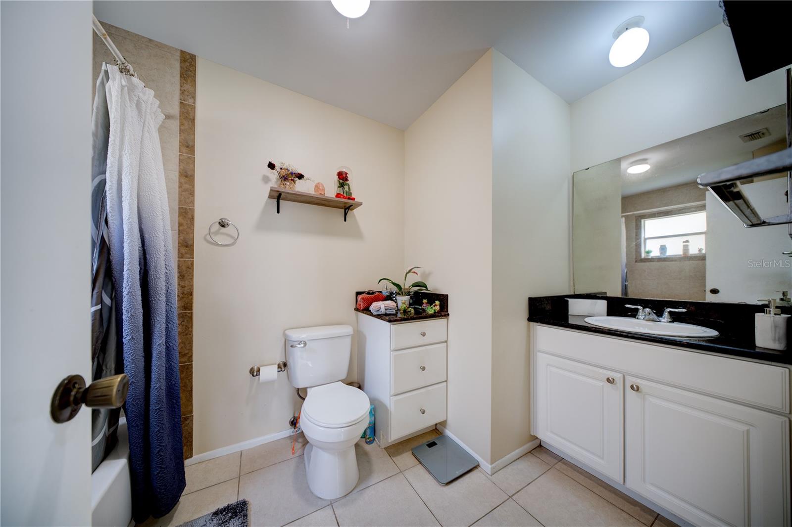 WINDMILL POINTE - Residential