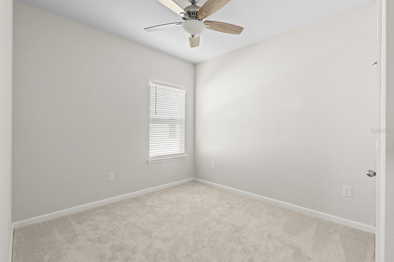 CREEKSIDE AT BOGGY CREEK - Residential Lease