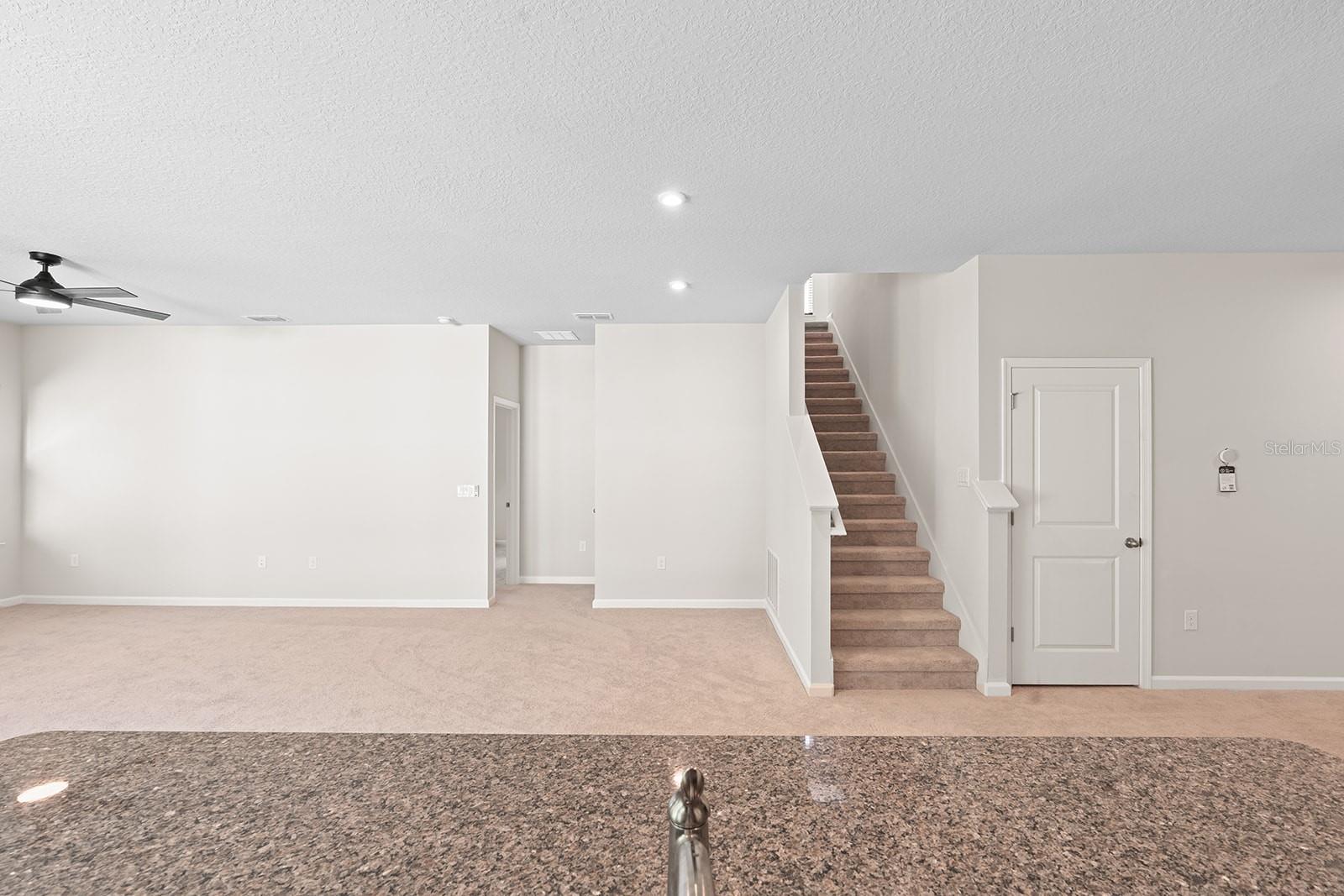 CREEKSIDE AT BOGGY CREEK - Residential Lease