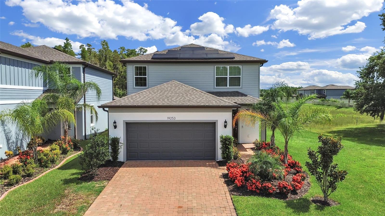 Built in 2022, "Like New" home with many upgrades such as SOLAR ENERGY SYSTEM and SMART AC THERMOSTAT (will provide huge savings on electricity, averaging $120/month bills). Other features are, commercial vinyl floors throughout, washer/ dryer and smart locks.
This Home is located on dead-end street, facing a conservation area at K-BAR Ranch. Community offers playground, sports courts, pool. Excellent schools, shopping, restaurants and golfing nearby.
