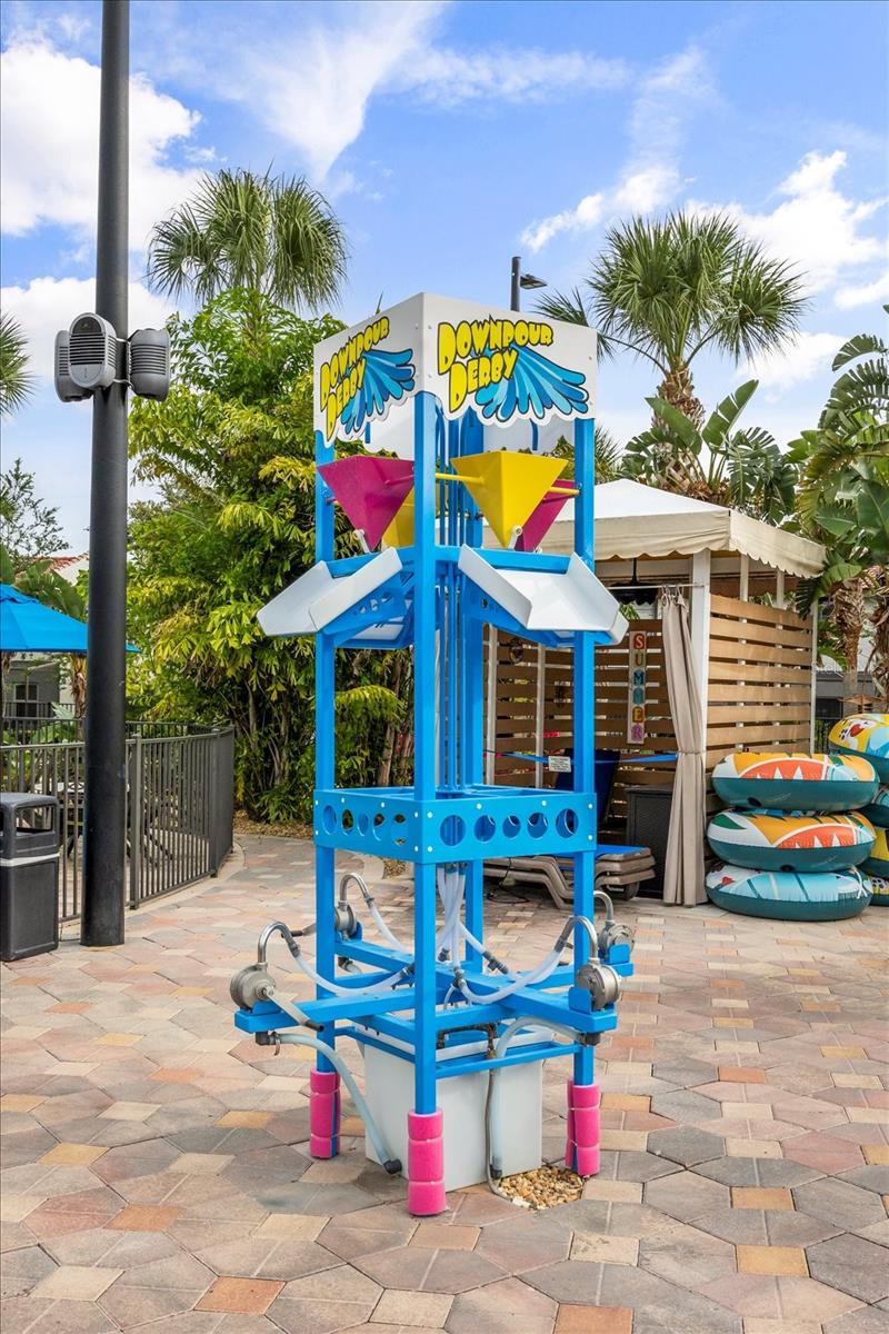 FANTASYWORLD CLUB VILLAS UNIT 3 - Residential