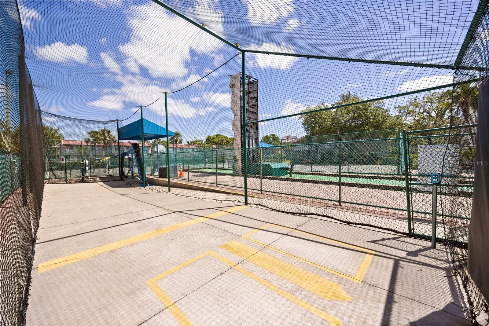 FANTASYWORLD CLUB VILLAS UNIT 3 - Residential