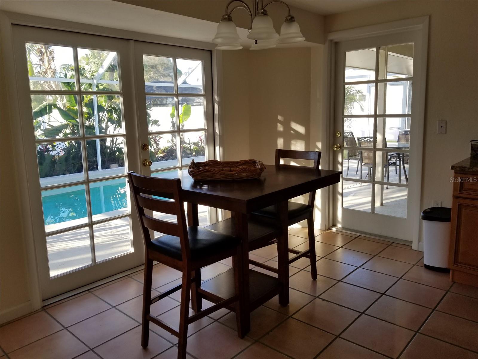 GULF GATE WOODS - Residential Lease