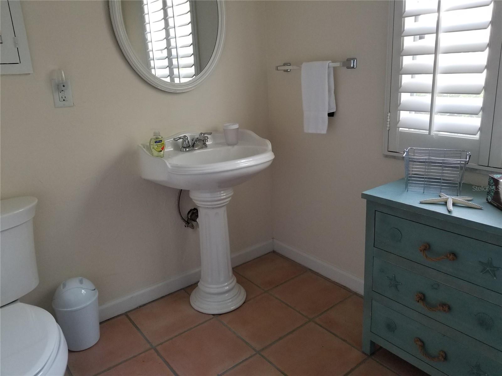 GULF GATE WOODS - Residential Lease