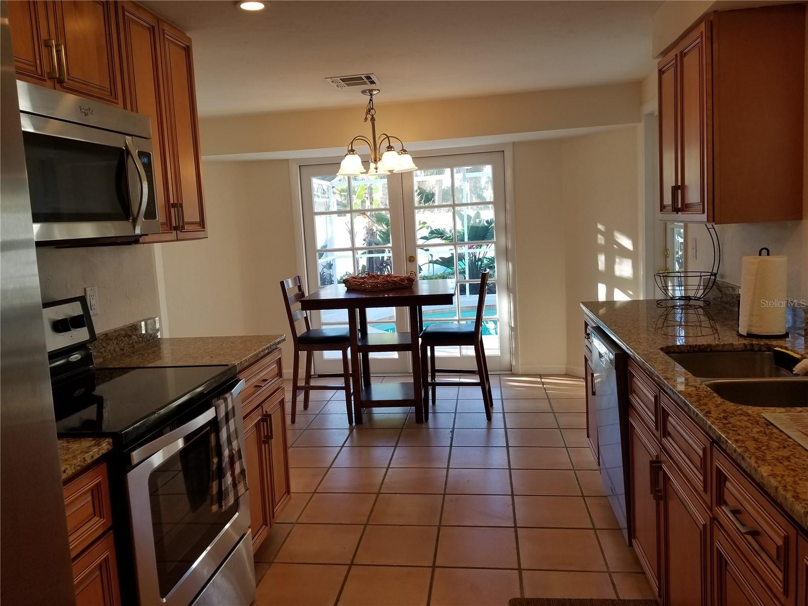 GULF GATE WOODS - Residential Lease