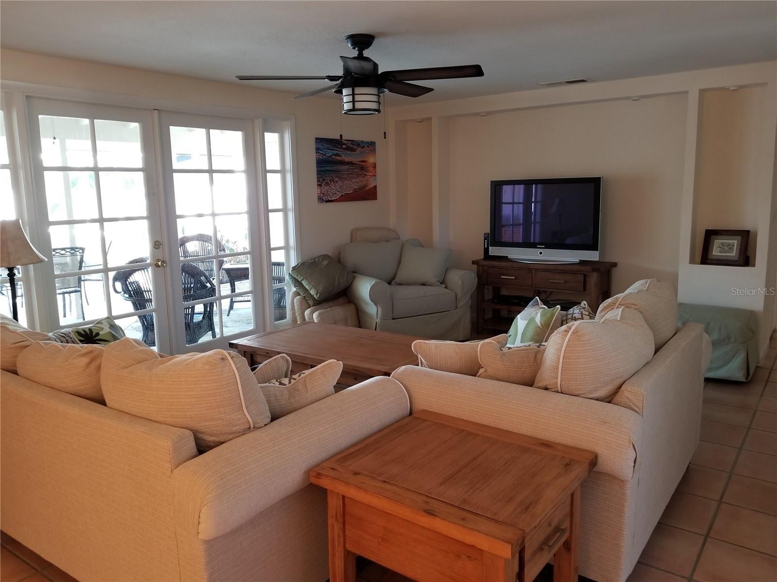 GULF GATE WOODS - Residential Lease