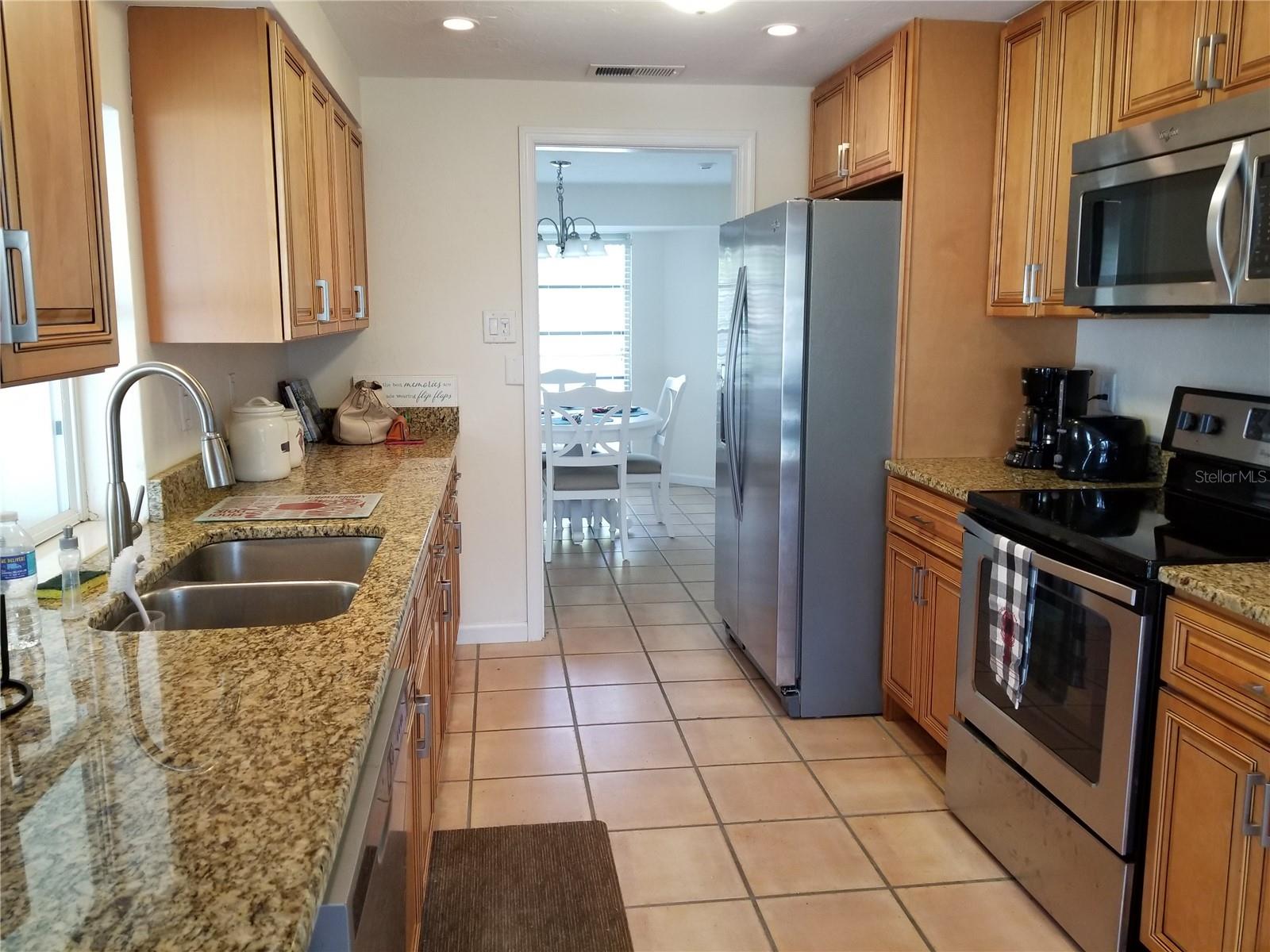 GULF GATE WOODS - Residential Lease