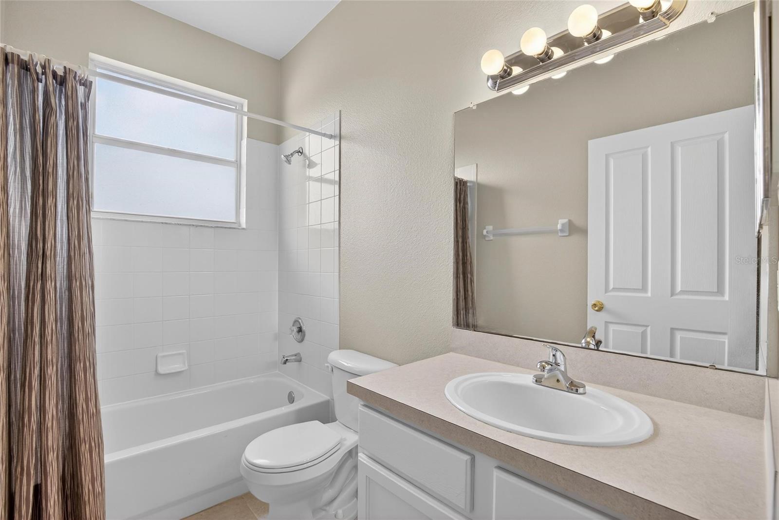 FISHHAWK RANCH PH 1 UNITS 1A 2 AND 3 - Residential