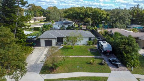 A home in WINTER PARK