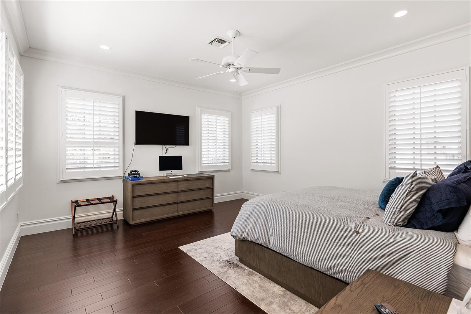 GOLDEN OAK PH 01B - Residential