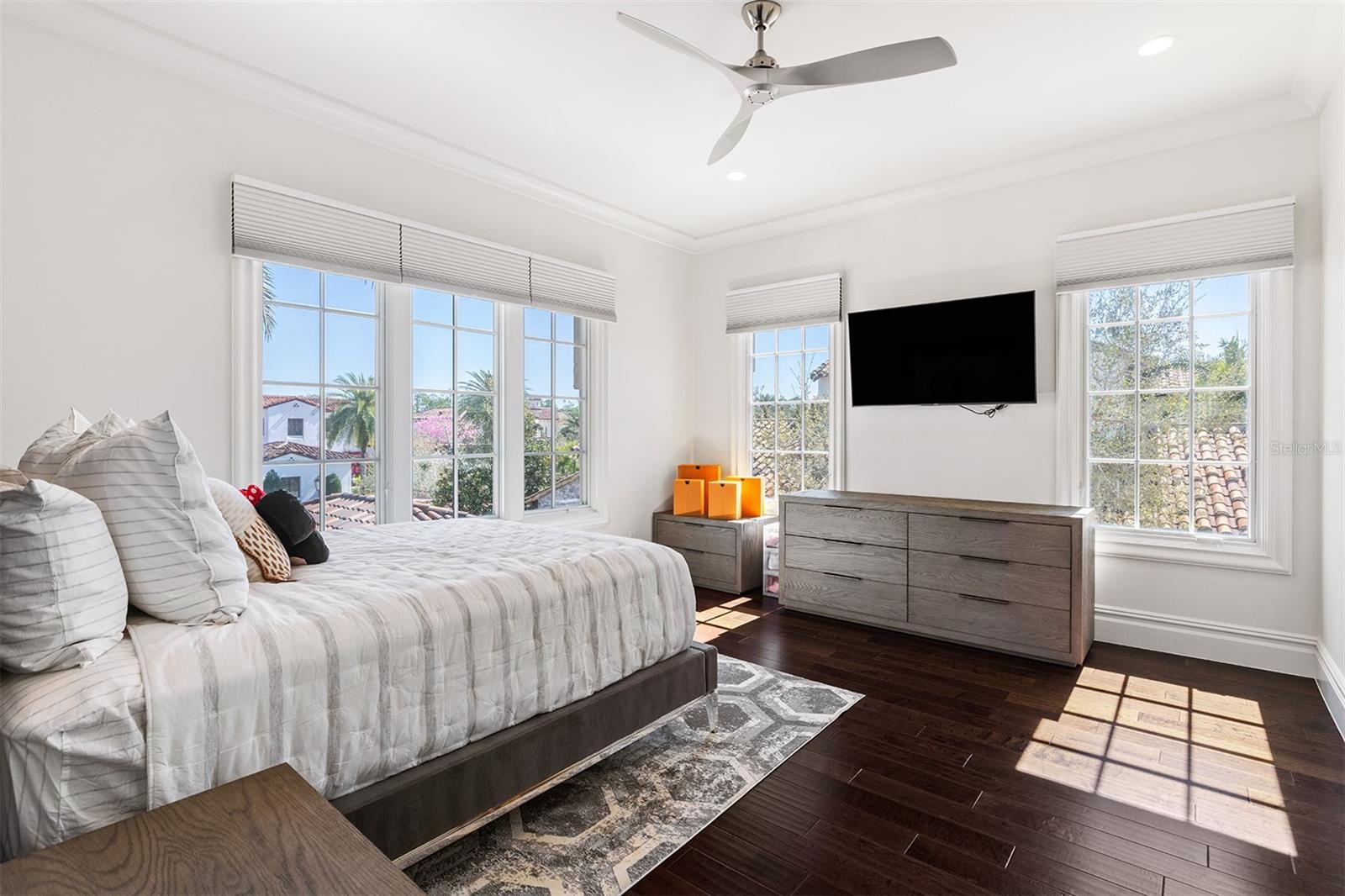 GOLDEN OAK PH 01B - Residential