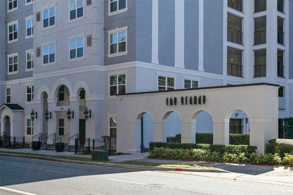 Photo of 204 E South Street #6057, Orlando, FL 32801 (MLS # O6392128)